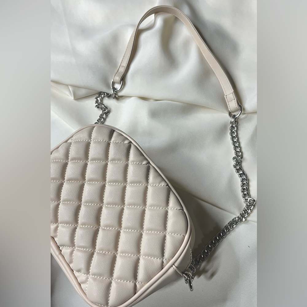LA Express Cream & Quilted Cross Body Bag